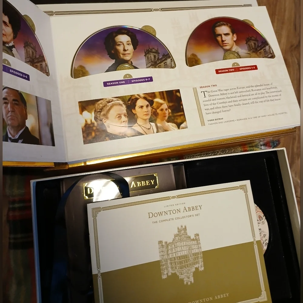 Downton Abbey Complete Collector's Box Set Limited Edition W/Gifts Inside! - Picture 8 of 9